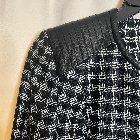 Houndstooth Blazer with Leather Trim - Picture 4 of 10